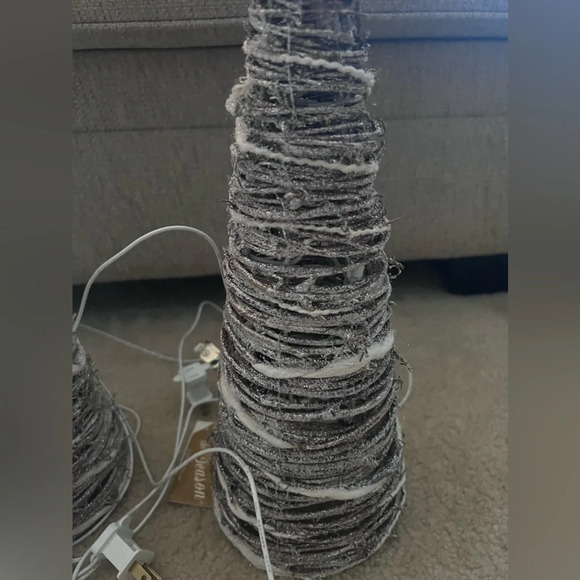 NEW 2 Pack  12" Natural Gray Snow Rattan Cone Battery Operated Lit Tree - Picture 3 of 6